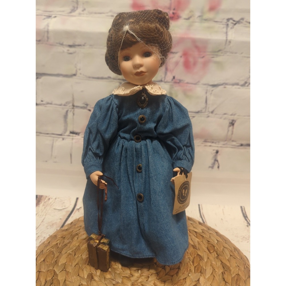BOYDS YESTERDAY'S CHILD DOLLS COLLECTION MS. ASHLEY TEACHER 16"